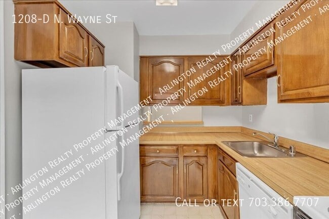 Building Photo - 1208-D N Wayne St