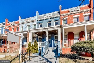 Building Photo - 2803 North Capitol St NE