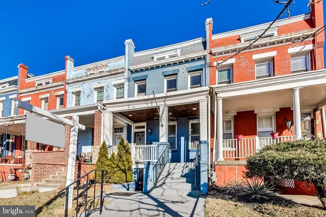 Primary Photo - 2803 North Capitol St NE