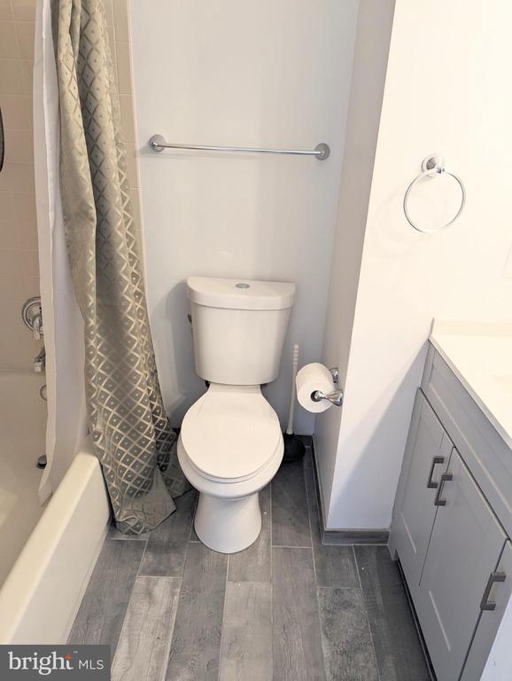 Building Photo - 46582 Broadspear Terrace