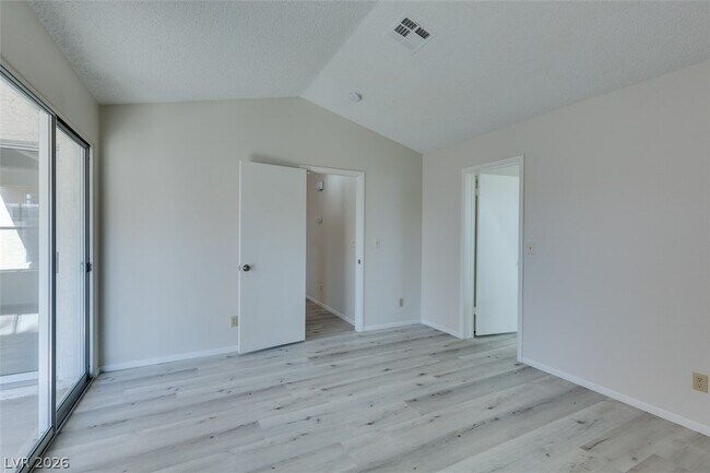 Building Photo - 582 Searchlight Dr