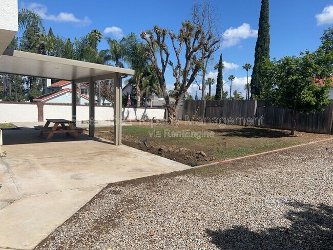 Building Photo - 2861 Carma Ct
