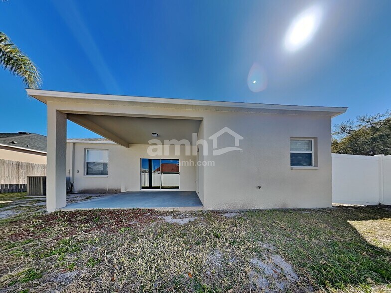 Building Photo - 13219 Beechberry Dr