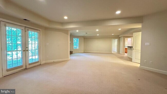 Building Photo - 1354 Lewinsville Mews Ct