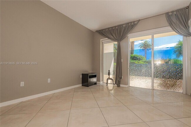 Building Photo - 11111 Biscayne Blvd