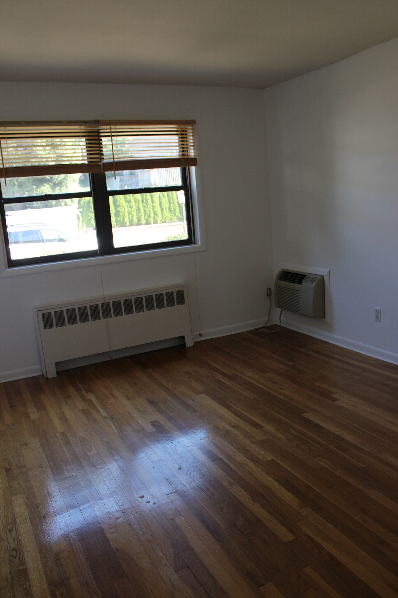 Building Photo - 170 Myrtle Ave