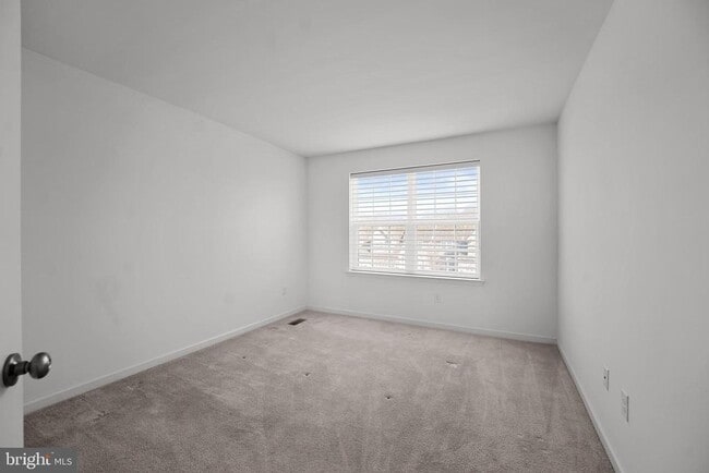 Building Photo - 1310 Carrick Ct