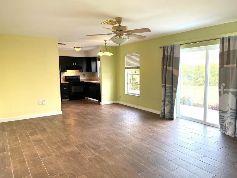 Building Photo - 27064 Omni Ln