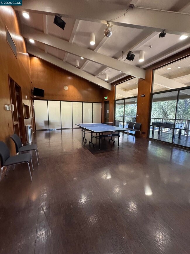 Building Photo - 450 N Civic Dr