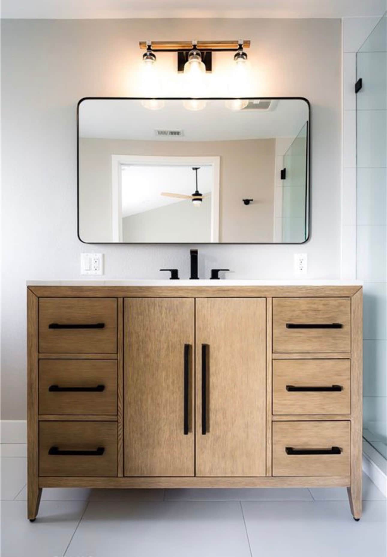 Building Photo - 17552 Wayne Ave