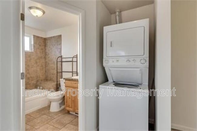 Building Photo - 761 W 600 S