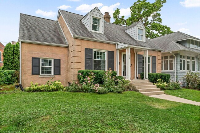 Building Photo - 759 Laurel Ave