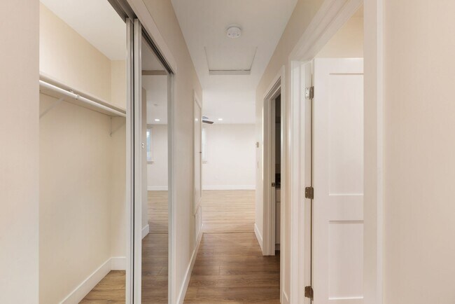 Building Photo - Brand New 2BR/2BA with Downtown LA Views in Historic Pico Union - First Time  on Market!