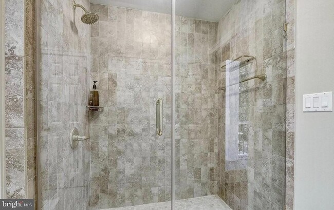 Building Photo - 13731 Canal Vista Ct