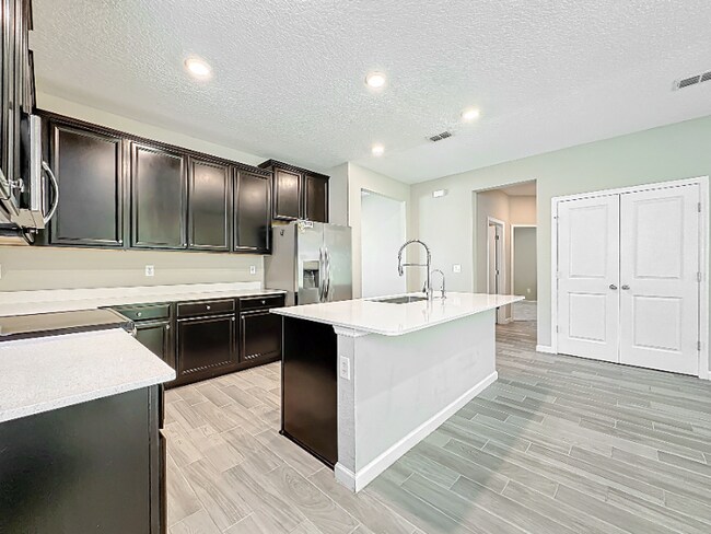 Building Photo - 9504 Lovage Ln