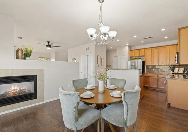 Building Photo - 13151 Grant Cir N