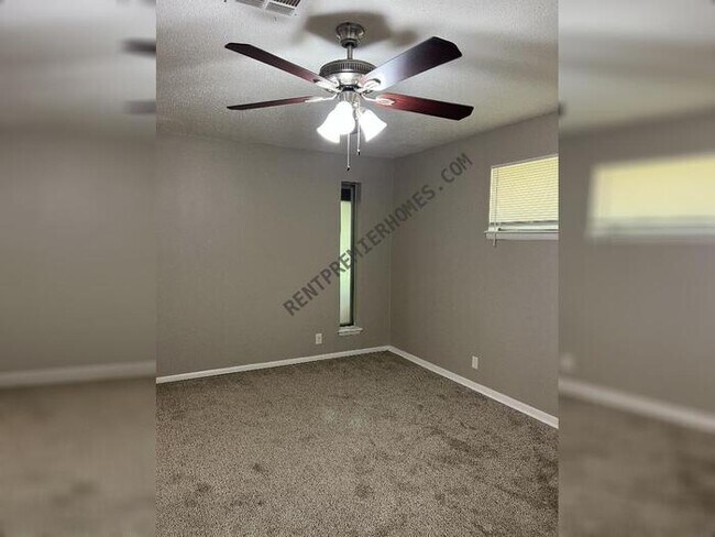 Building Photo - 2529 NW 116th St