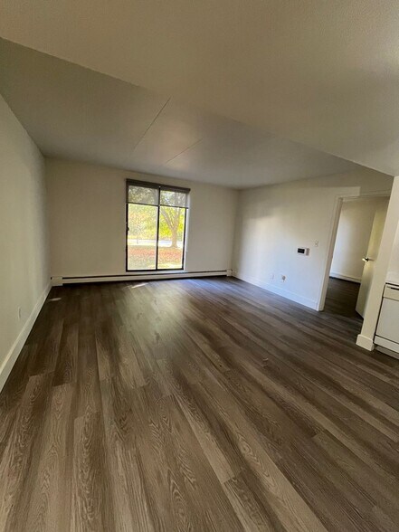 Building Photo - 7290 W Dean Rd