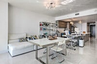 Building Photo - 3131 NE 7th Ave