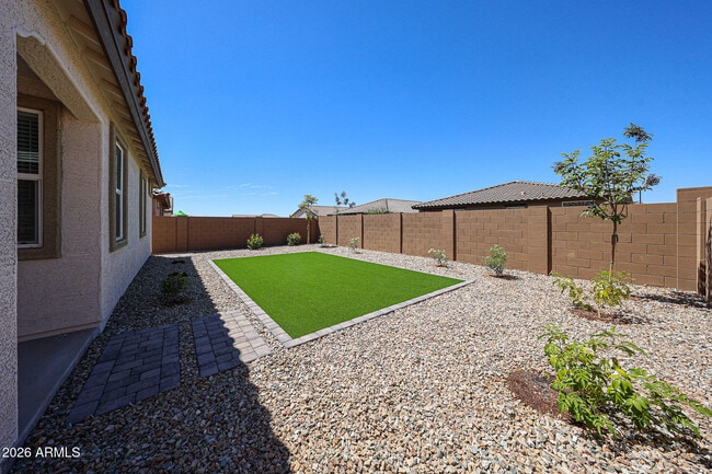 Building Photo - 17351 W Gray Fox Trl
