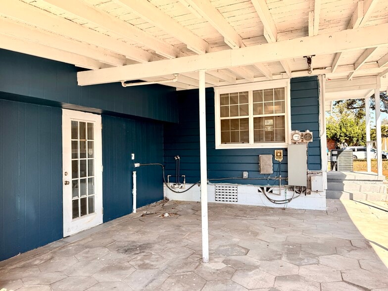 Building Photo - 7220 1st Ave N