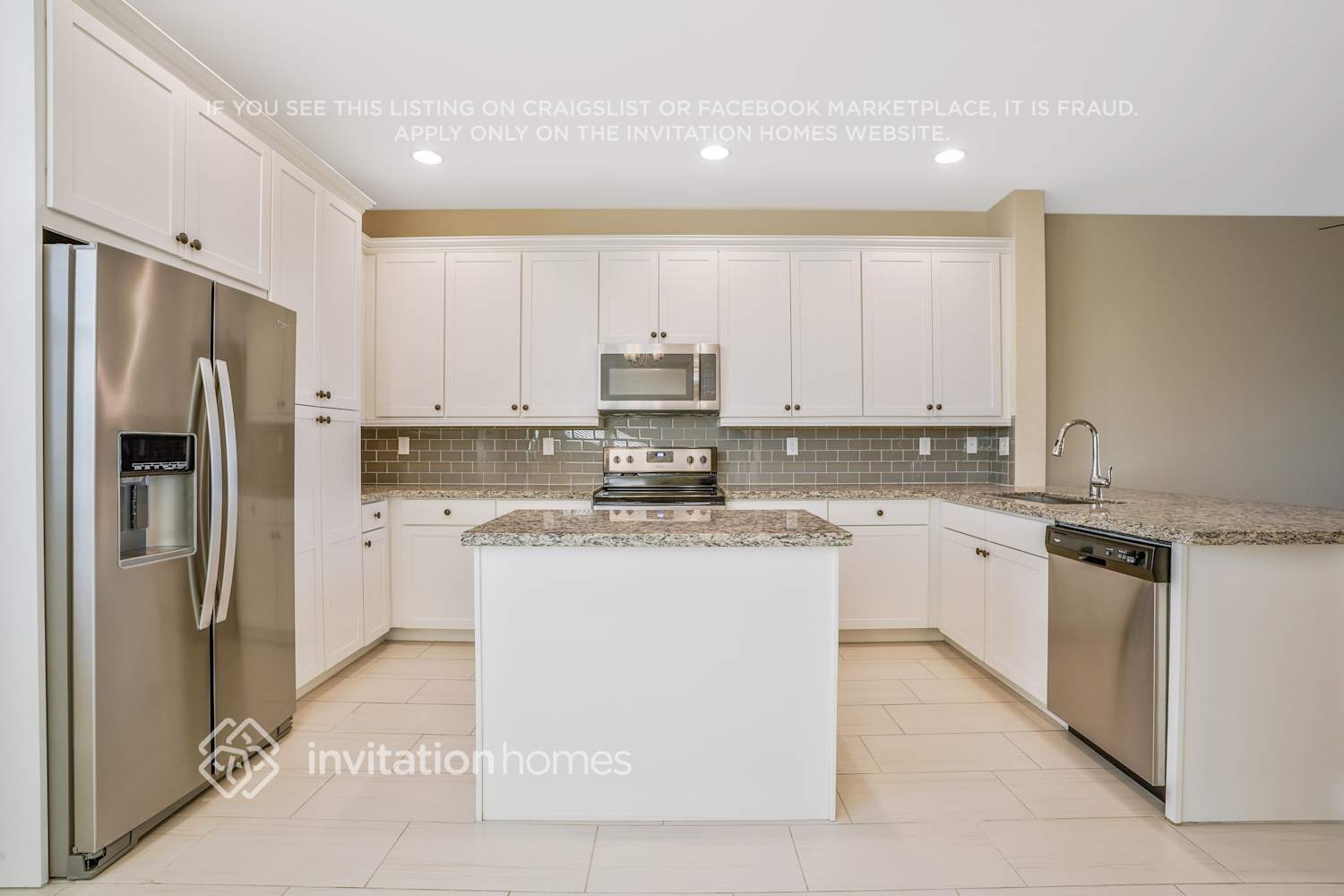 Building Photo - 11714 SW 13th Ct