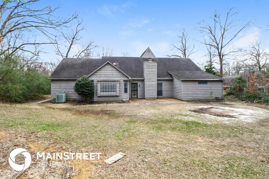 Building Photo - 2219 Nutbush Pl