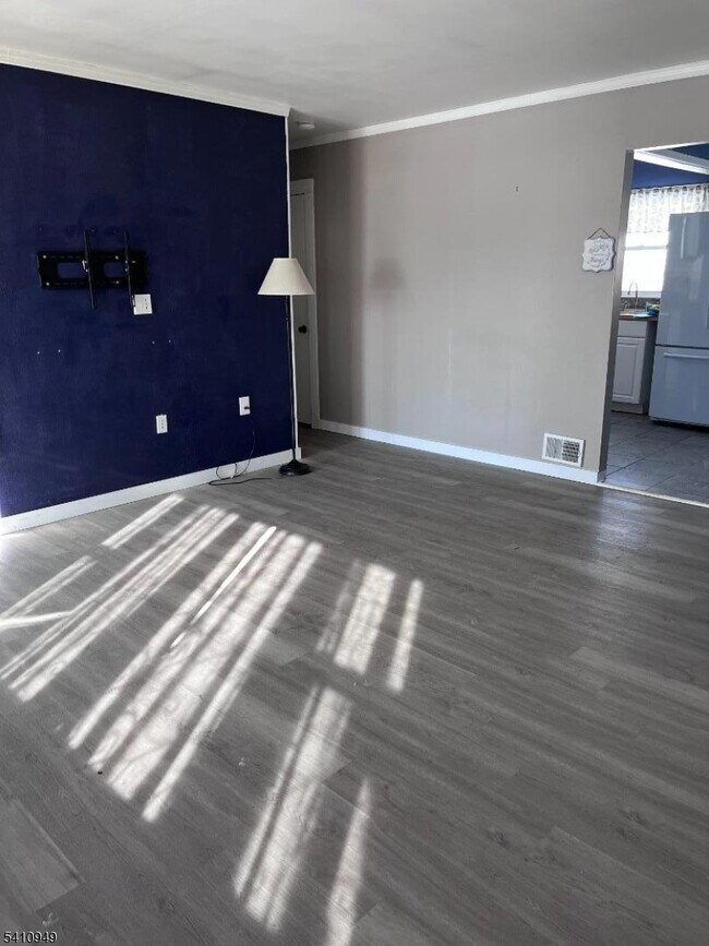 Building Photo - 126 Metro Trail