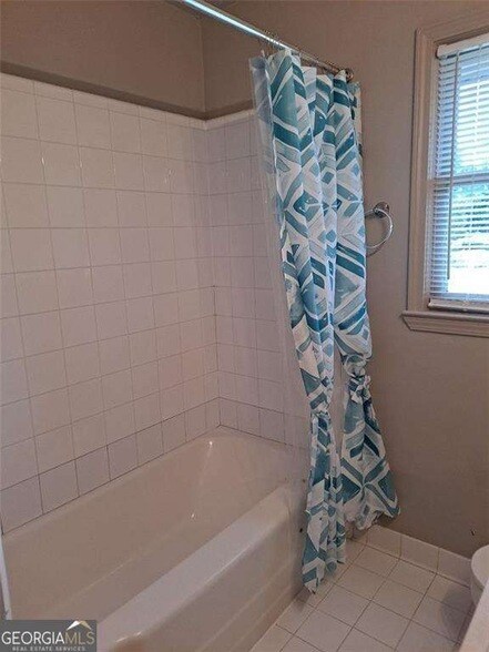 Building Photo - 1063 Pleasant Hill Rd