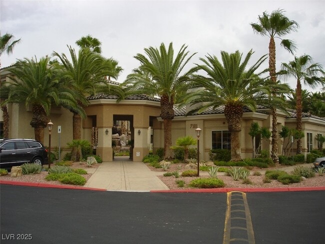 Building Photo - 7139 S Durango Dr