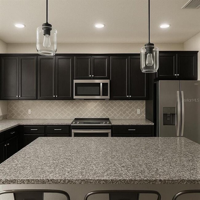 Building Photo - 7380 Duxbury Ln