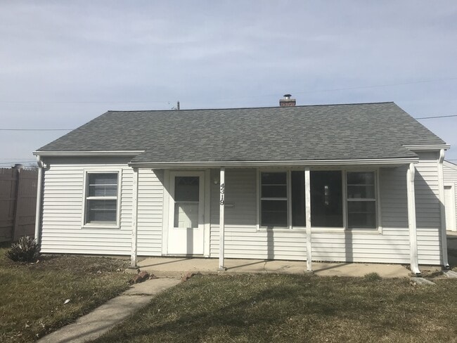 Primary Photo - 4319 Standish Dr
