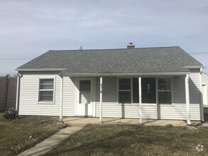 Building Photo - 4319 Standish Dr