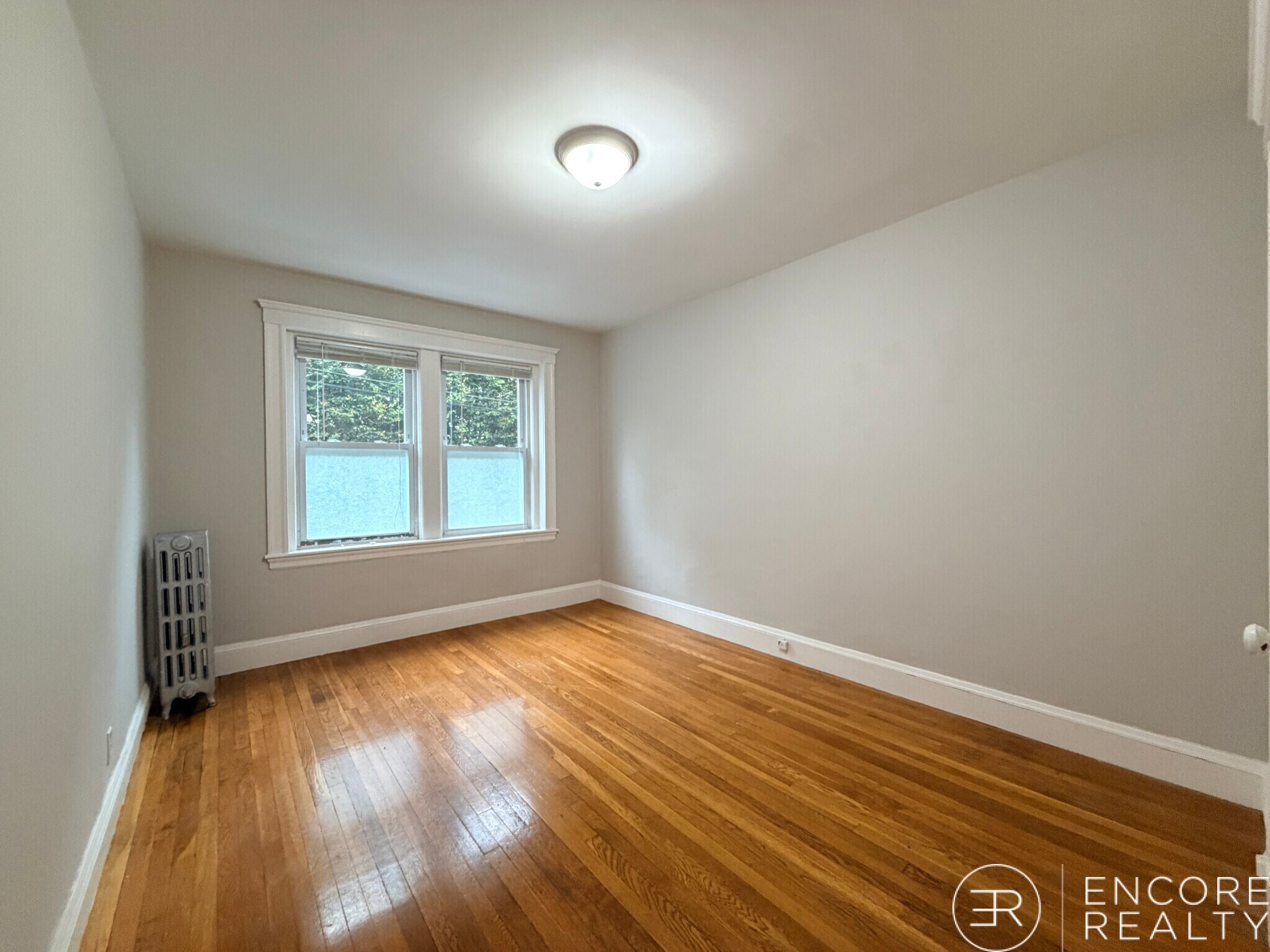 Building Photo - 1 Gray St