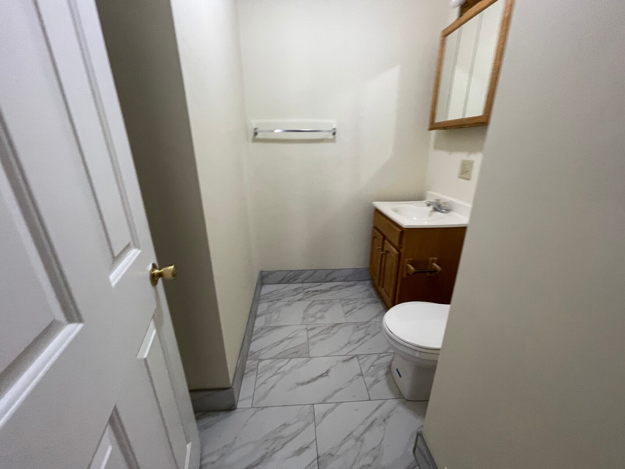 Building Photo - 165 Chiswick Rd