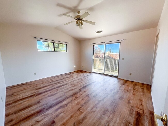 Building Photo - TOWNHOME - COTTONWOOD - SAWMILL GARDENS HOA