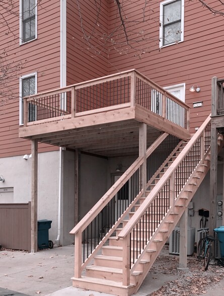 Building Photo - 3241 Domain St