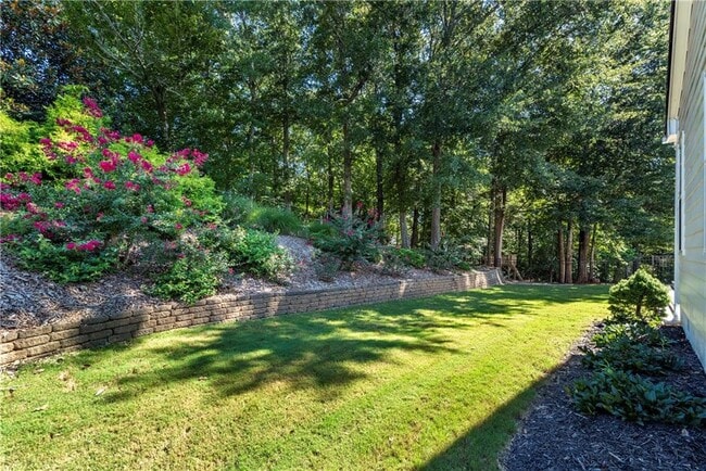 Building Photo - 5707 Community Ln