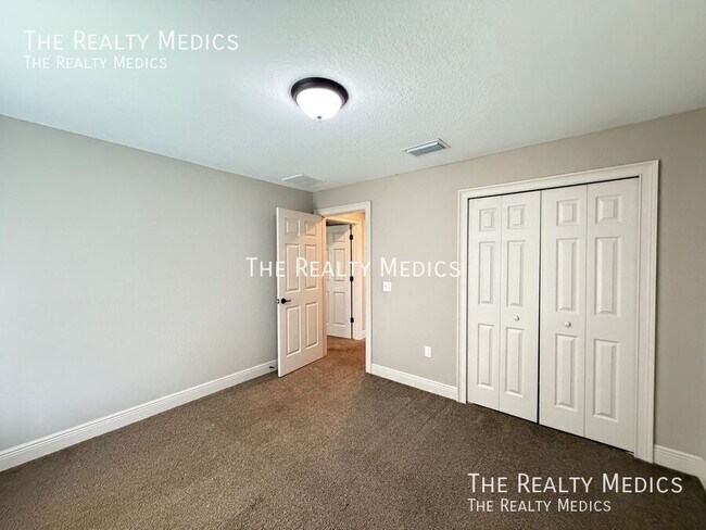 Building Photo - 334 Malauka Loop