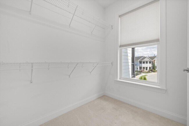 Building Photo - 1411 Park Ave