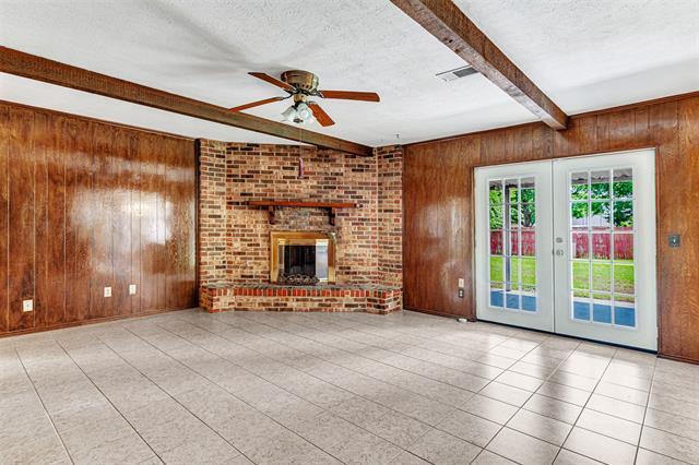 Building Photo - 403 Daisy Dr