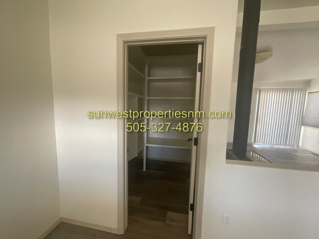 Building Photo - 4 Bedroom, 2 Bath Home