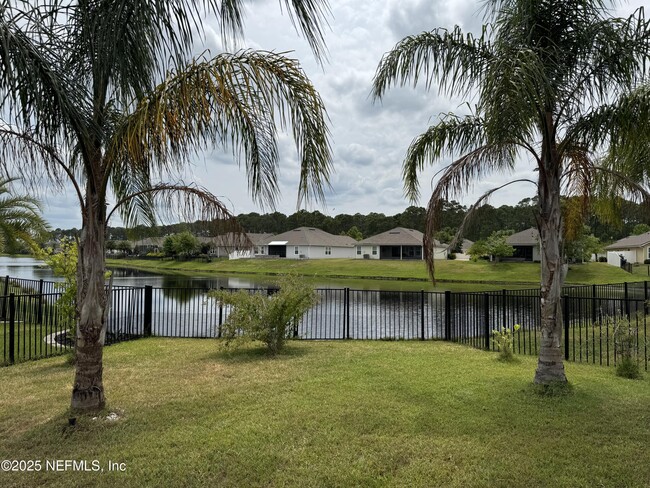Building Photo - 96 Midway Park Dr