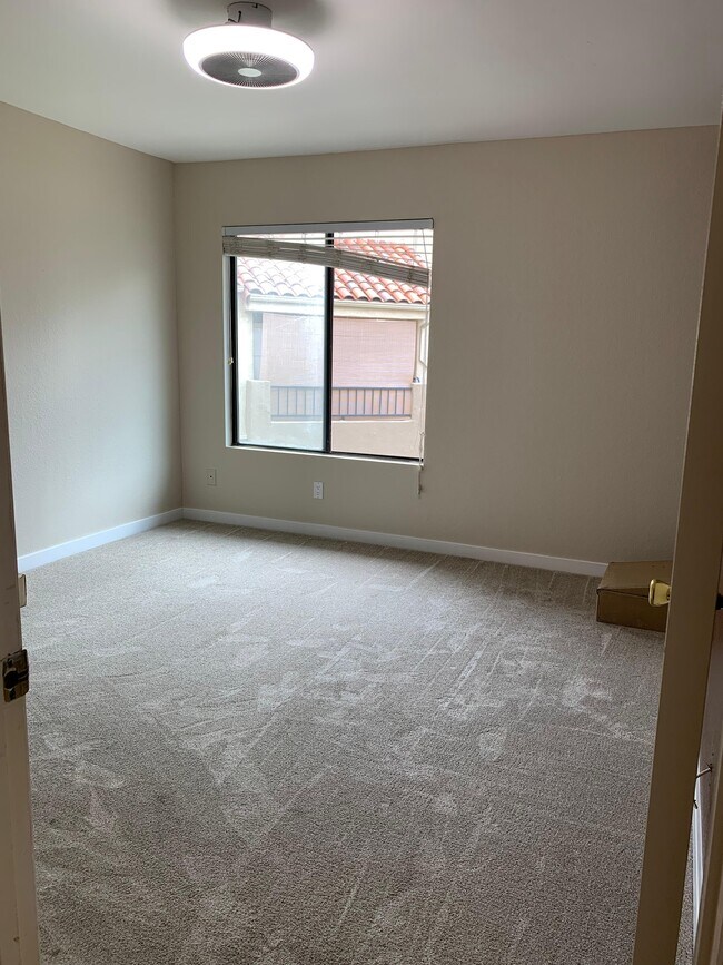 Building Photo - 8460 New Salem St