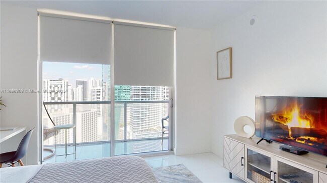 Building Photo - 500 Brickell Ave