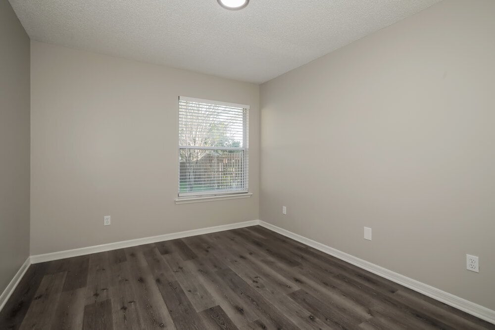 Building Photo - 9099 Rockpond Meadows Dr