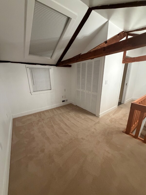 Building Photo - 315 Maplewood Ave