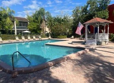 Building Photo - 5234 NE 6th Ave