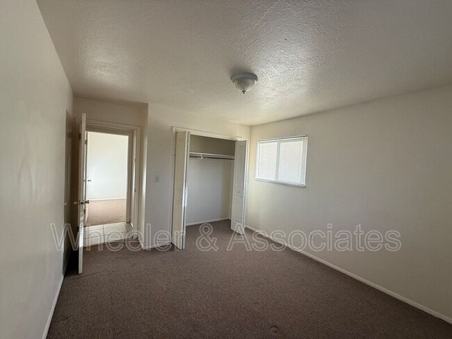 Building Photo - 4083 S Porter Ave