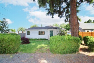 Building Photo - Meticulously Remodeled Milwaukie Bungalow on Large Lot with Gardens & Garage